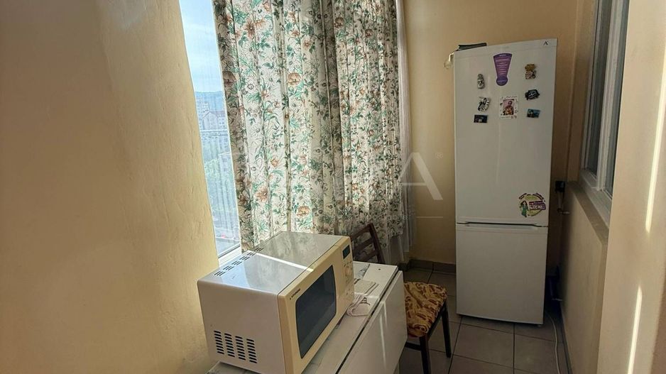 Garsonieră, zona Bucegi, ideală pentru investiție. - Poză 3