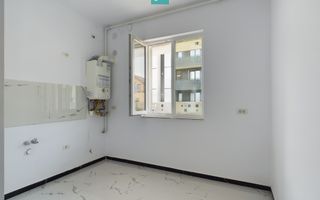 Apartament cu 3 camere în Giroc - Poză 9