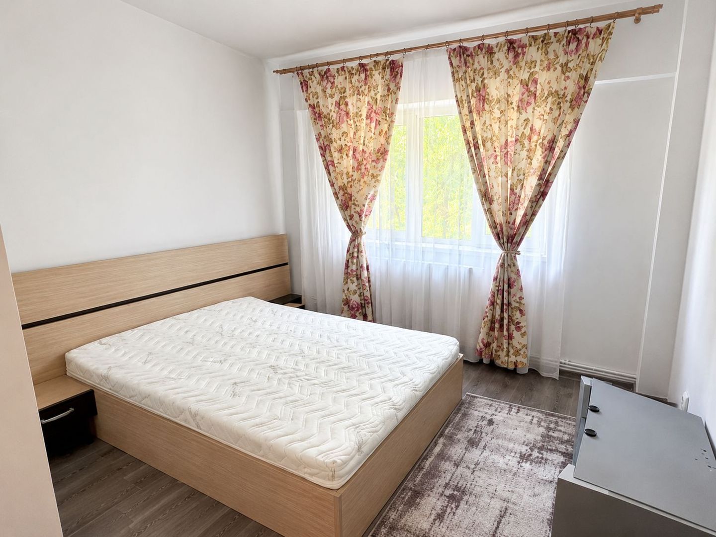 Apartament 2 camere dec. 55 mp Metalurgie Gradinari 450 euro - Poză 1