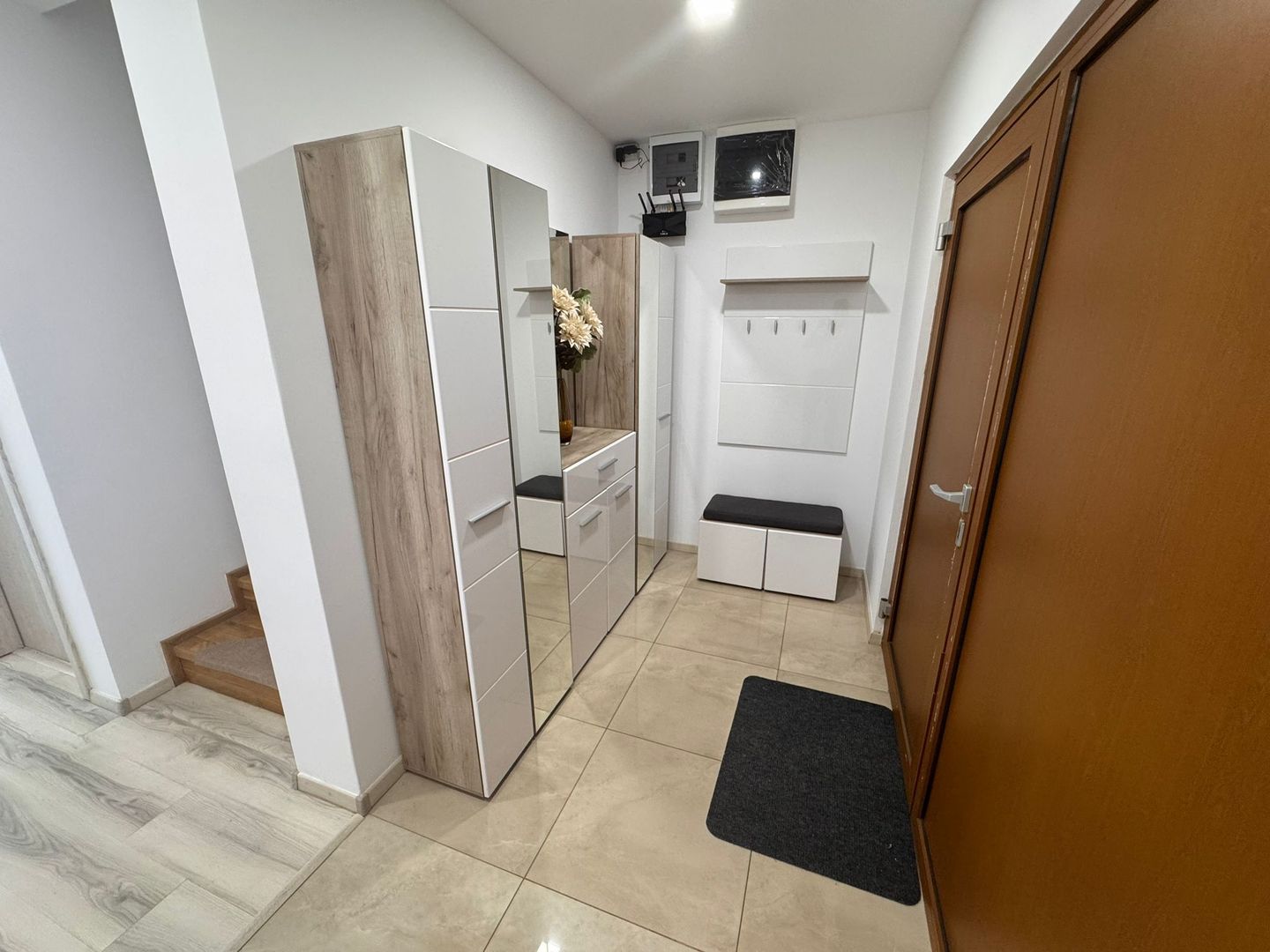 Vila Volutari 5 Camere Matei Millo - Poză 7