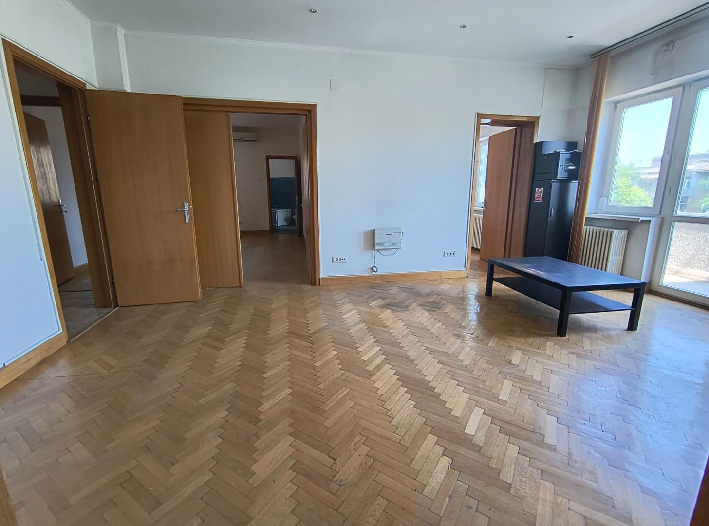 Apartament 4 camere Romana- Lascar Catargiu- stradal - Poză 1