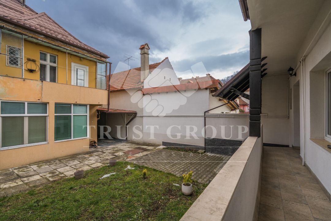 Casa individuala - Ultracentral | Dealul Cetatii | Renovata Integral - Poză 31