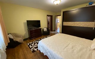 Vila  Frumoasa , Sibiu ,6 camere , 5 Bai , mobilata ,utilata - Poză 45