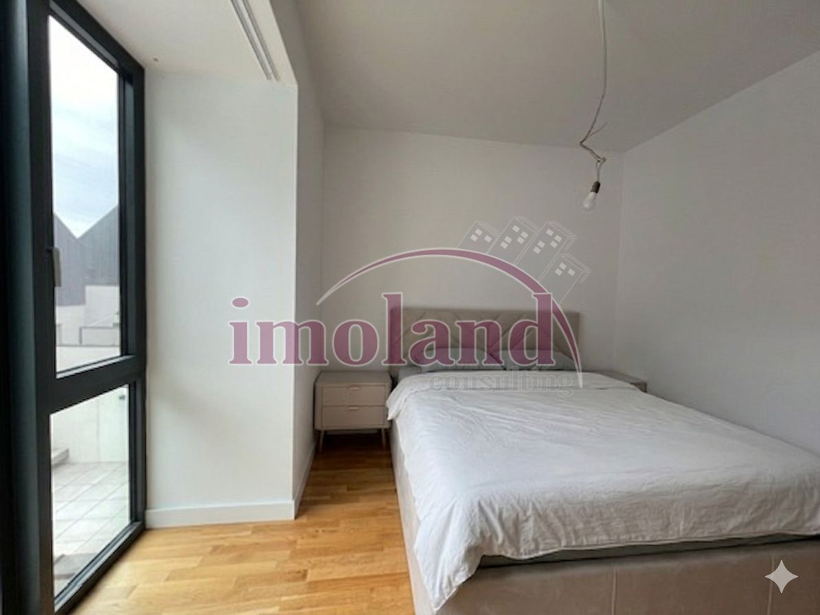 Vanzare - Townhouse 6 camere - mobilat + 2 locuri parcare Avalon Estate - Pipera - Poză 18