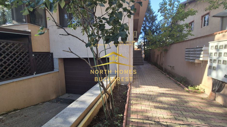 Ap 3 camere cu parcare subterana si curte in vila in zona Dămăroaia - Poză 1