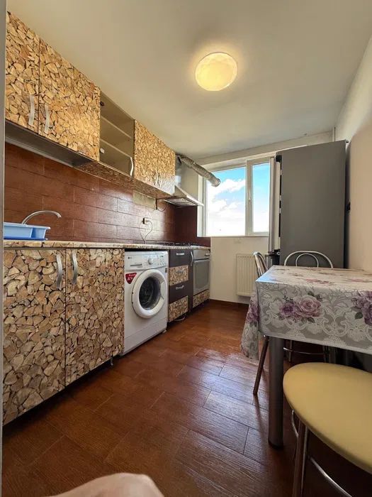 APARTAMENT LUMINOS ZONA DOROBANTI - Poză 3