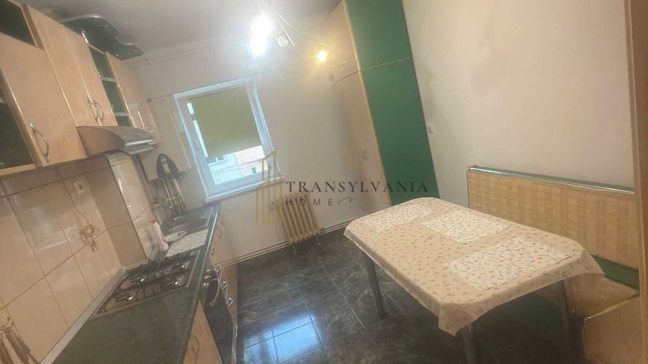 Apartament 4 camere, decomandat - Poză 6