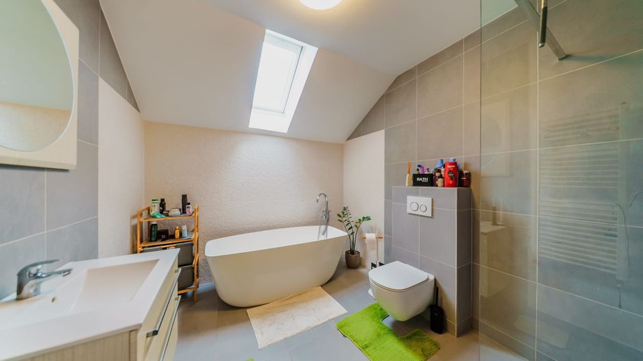 Vila 5 camere, gata de mutare, teren 700 mp, strada privata- Gradiste - Poză 16