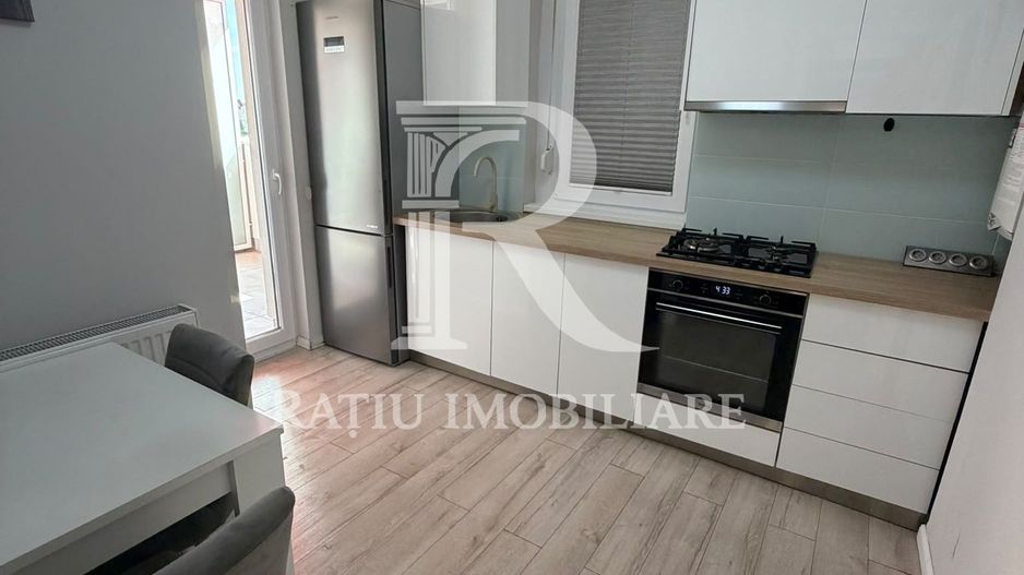 Apartament 2 camere | Etaj Intermediar | Parcare |  ARED  | Oradea | - Poză 3