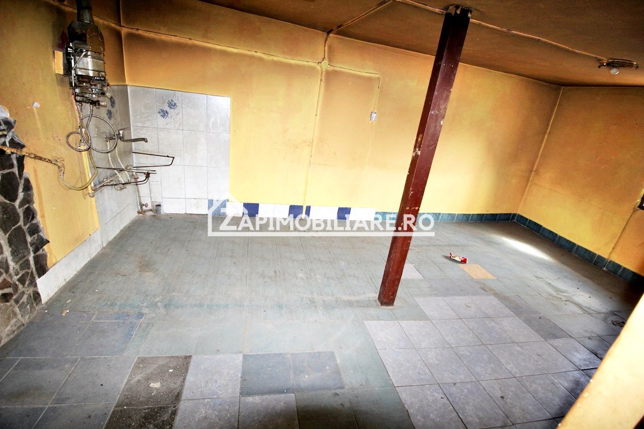 Casa+spatiu comercial,5 camere,2 bai.847mp teren,0%comision - Poză 4
