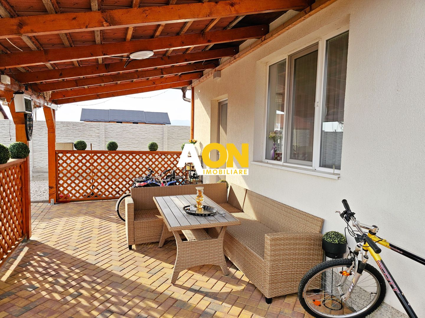 Casa 3 camere, mobilata, utilata, 448 mp teren, Partos - Poză 4