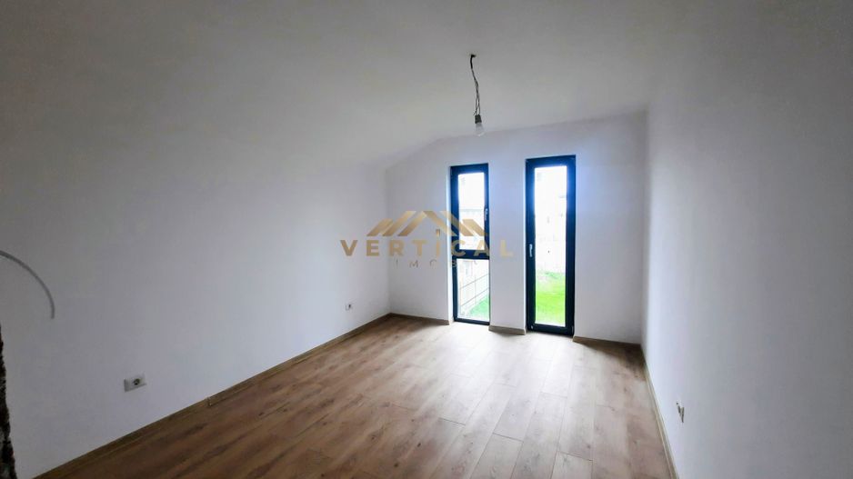 Vila 4 camere in comuna Berceni - Poză 12