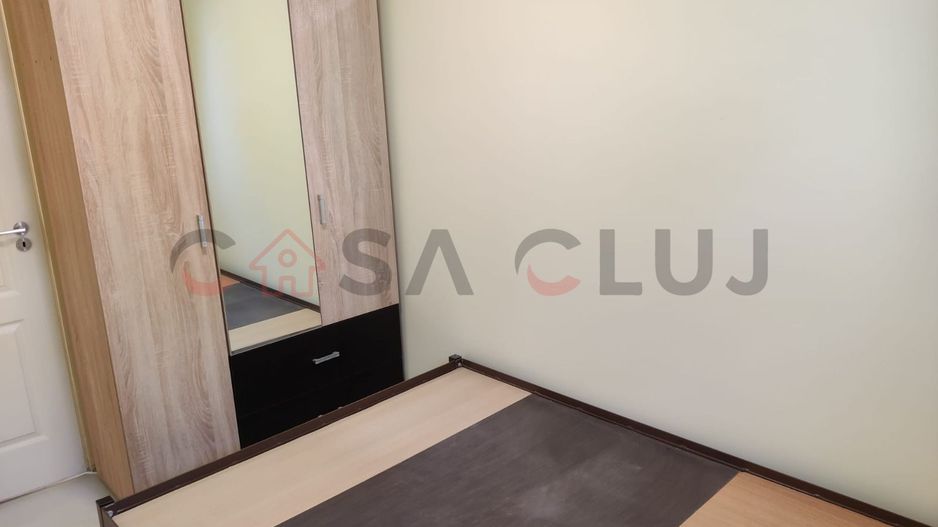 În inima campusului universitar, renovat, ideal pentru investiție sau locuință! - Poză 3