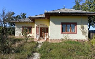 Casă de vânzare în comuna Hălăucești – 176 mp utili, teren 1.600 mp - Poză 1
