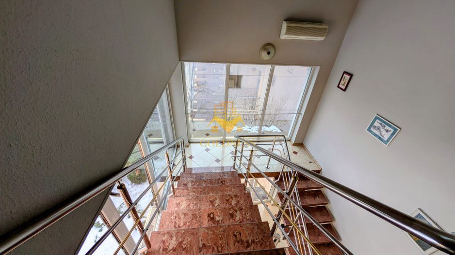 Vila, 6 Camere, 365 mp, 4 bai, Andrei Muresanu, Constantin Brancusi - Poză 9