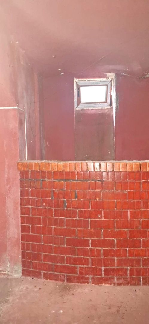 Sanctuar de Epocă: Reședință Grandioasă cu 10 Camere, Turn și Grădină - Poză 21