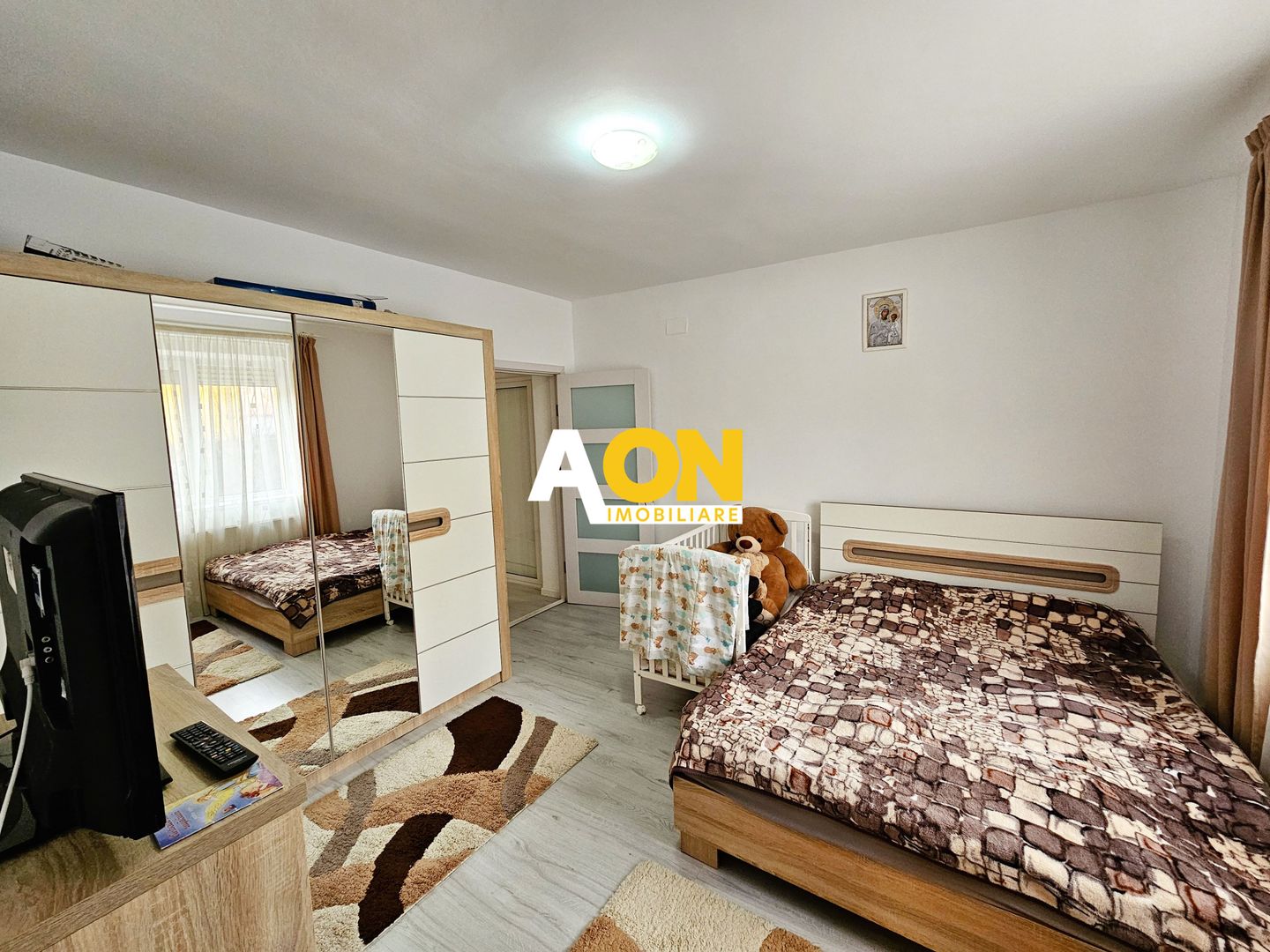 Apartament la casa,3 camere, mobilat, utilat, 79 mp utili, zona Maieri - Poză 9