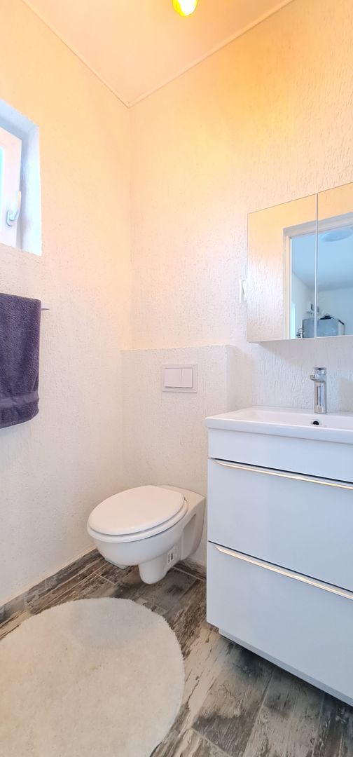 Casa 4 camere finalizata mobilata utilata cartier Izvor Tarlungeni - Poză 8