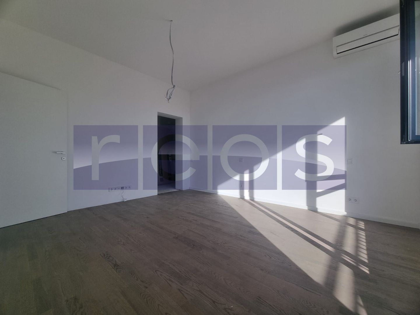 VANZARE PENTHOUSE 2 CAMERE | DECOMANDAT | ZONA TIMPURI NOI - Poză 4