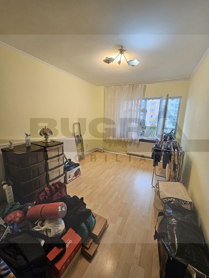 Apartament cu 2 camere, 50 mp, etaj intermediar, parcare, zona Pertrom - Poză 2