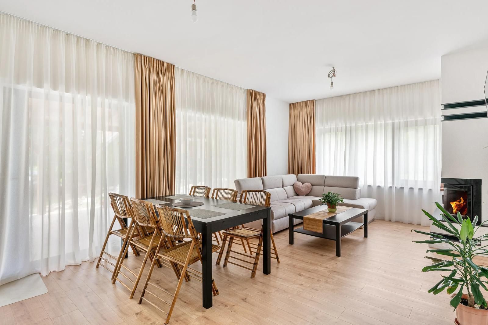 De inchiriat Casa moderna 160 mp teren 1000 mp Tocile Sadu - Poză 30
