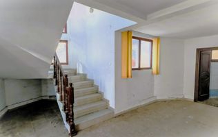 Cladire P+4 Rasnov- Central, IDEAL INVESTITIE.