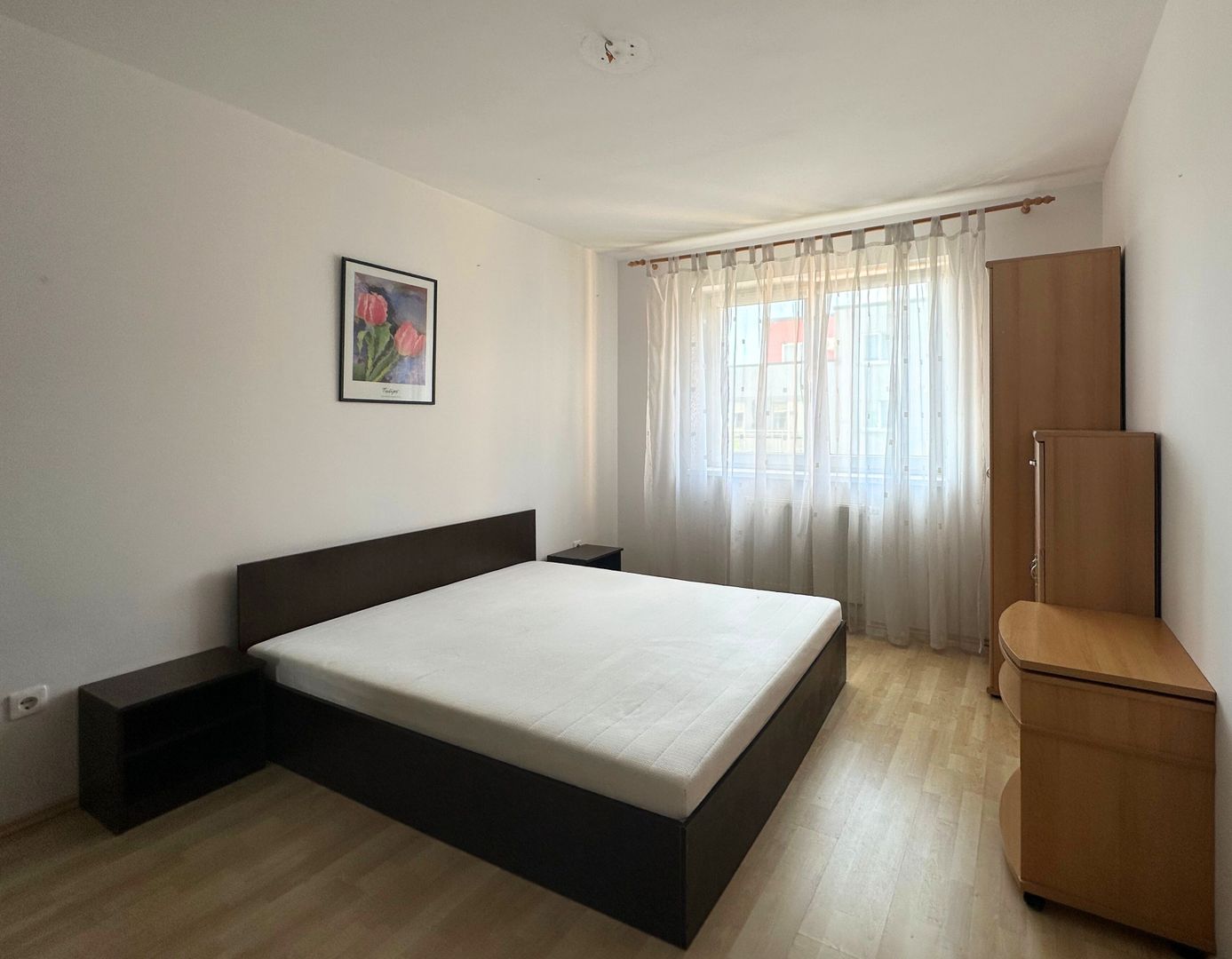 Apartament 2 camere mobilat și utilat cu vedere superbă spre Tâmpa - Poză 8