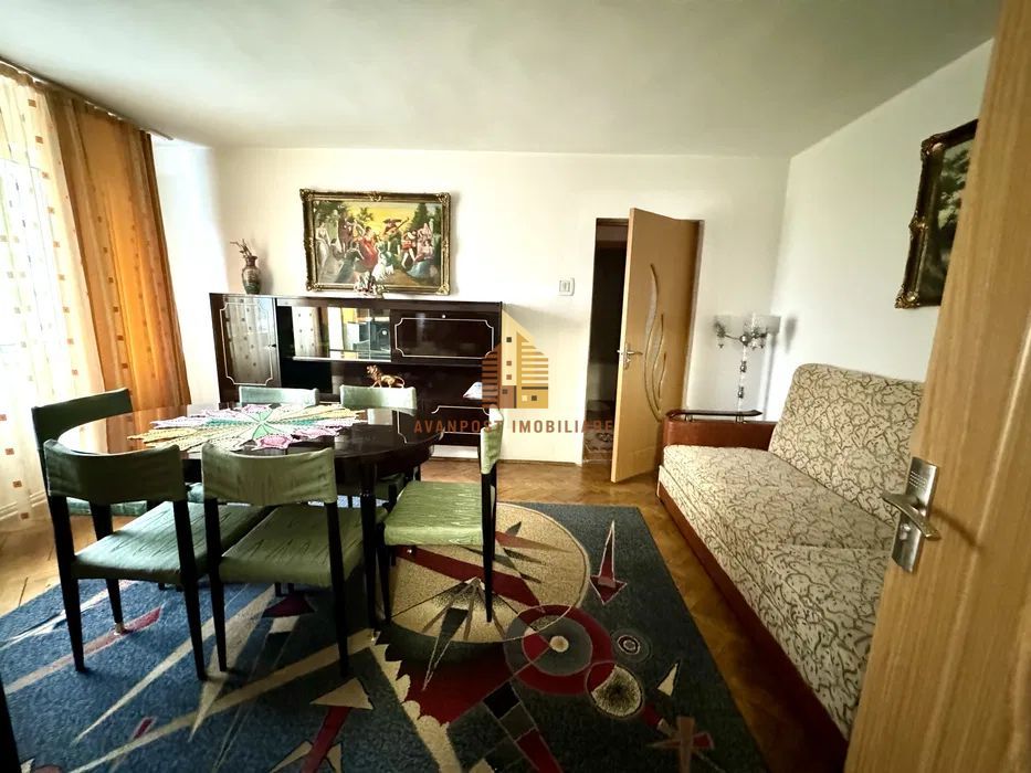 | Apartament cu 3 camere de vanzare | Cartierul Grigorescu | Etaj intermediar | - Poză 1
