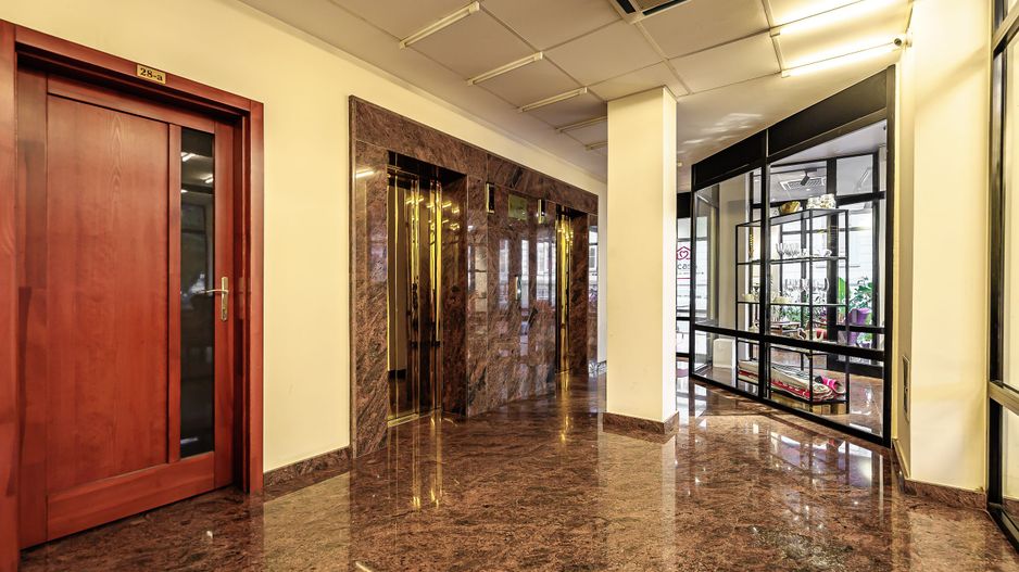 Birouri ultracentrale cu lift și pază permanentă - Poză 14