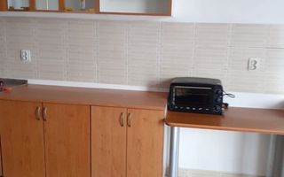 Vând apartament 2 camere – Baciu, zona Petrom - Poză 4