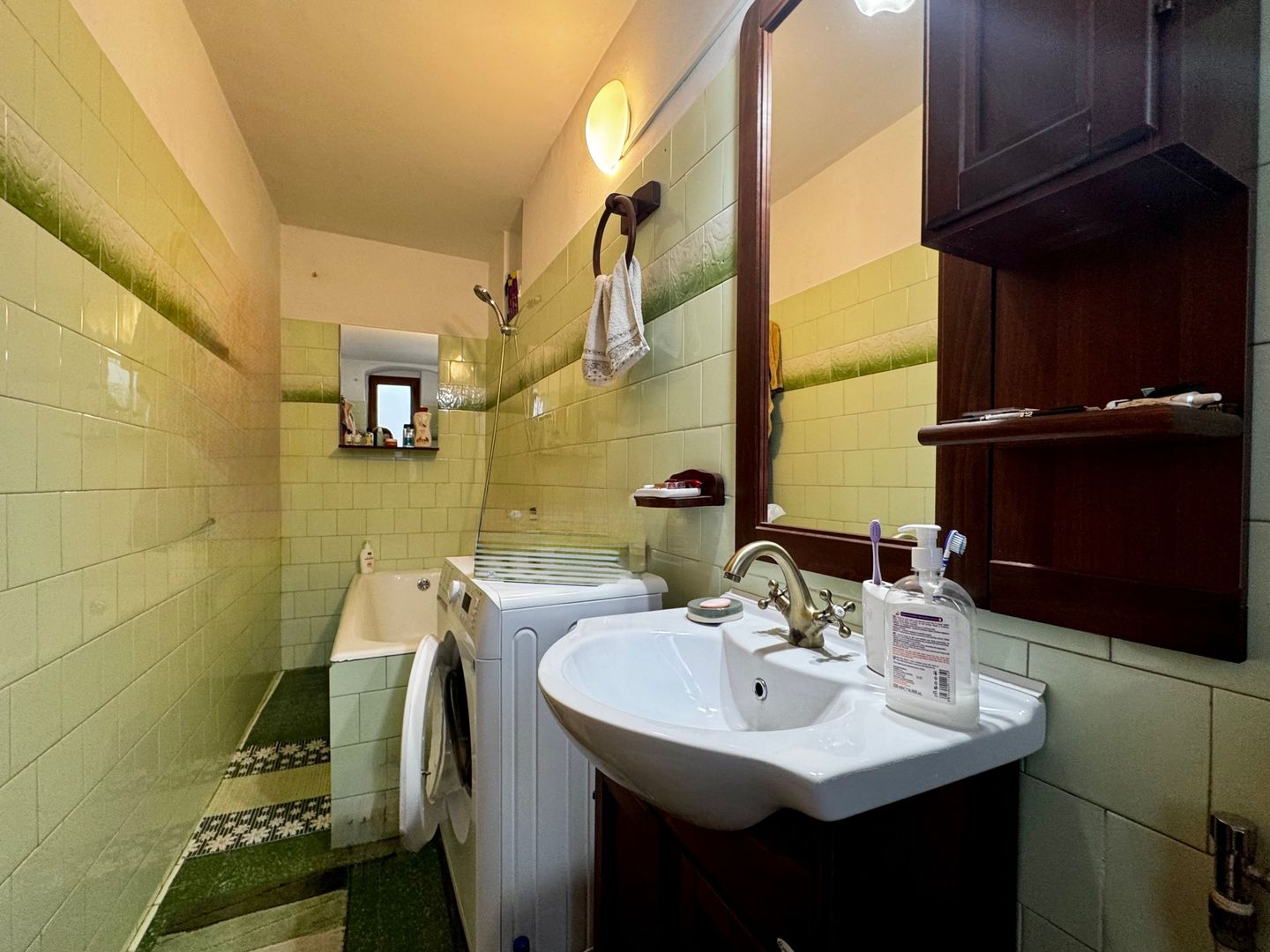 Apartament 2 camere spațios, cu garaj,  5 minute de Colegiu Bănățean - Poză 12