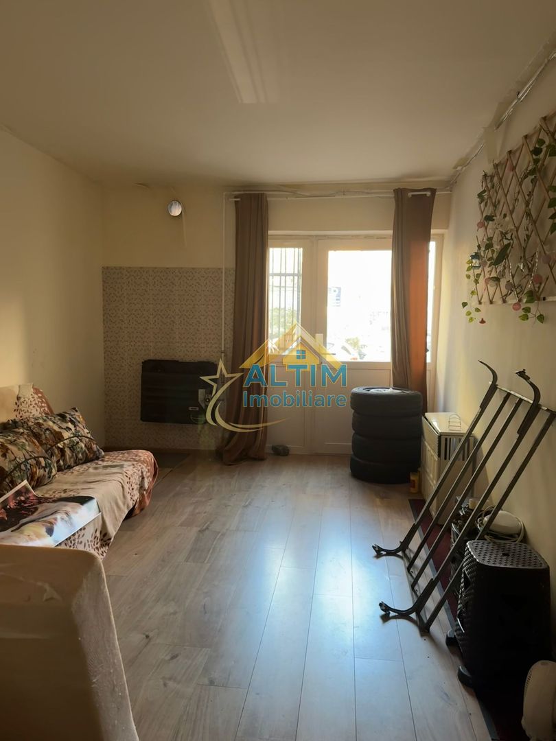 De vânzare - Garsonieră, cartier Astra - Poză 1