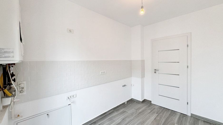 Apartament cu 3 camere, Adora Park. cu 2 locuri de parcare - Poză 11