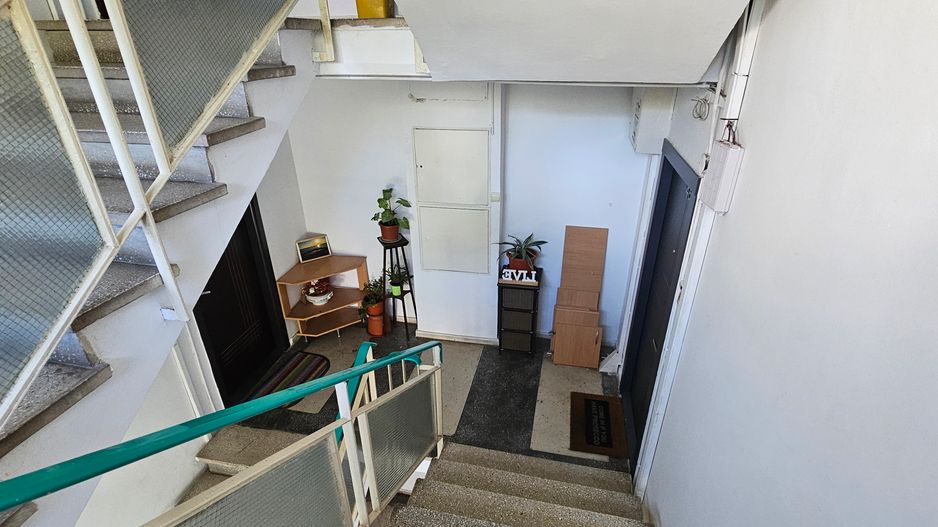 Apartament de 4 camere decomandate - Aleea Costinesti - Poză 15