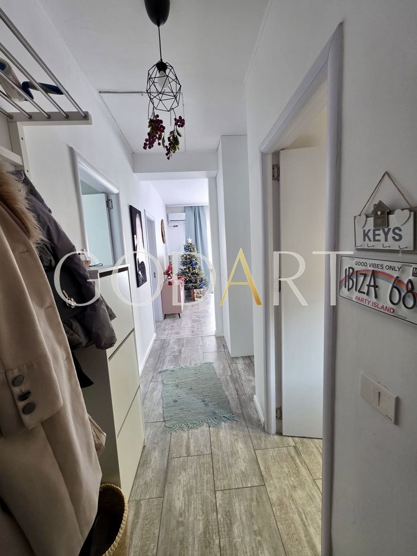 Vila individuala | 2 locuri de parcare | Curte | Mobilata | Utilata - Poză 13