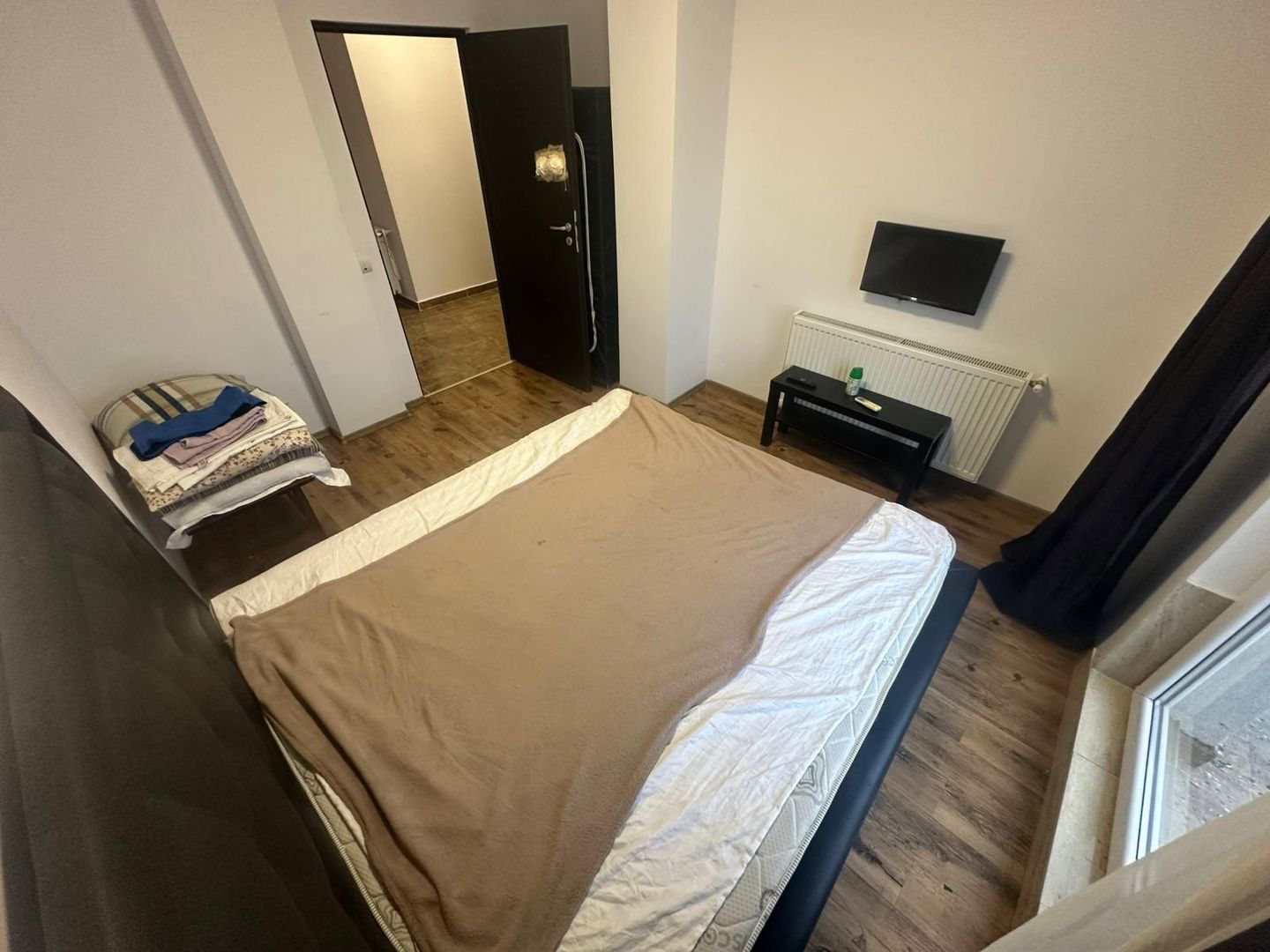 AP. 2 CAMERE - PET-FRIENDLY, PARCARE, BLOC NOU, CENTRALA PROPRIE - Poză 3