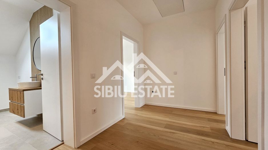 Casa 4 camere LA CHEIE mutare rapida - Poză 8