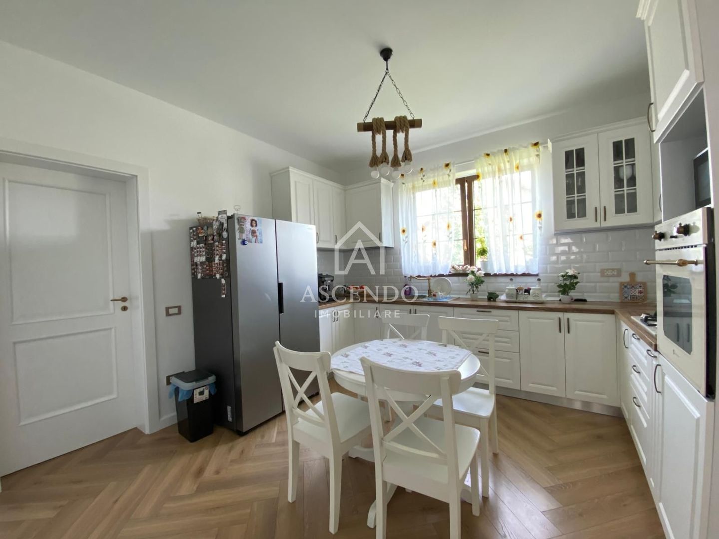 Casă de Lux Corbeanca | 216 mp  | Mobilată | Teren 600 mp - Poză 8