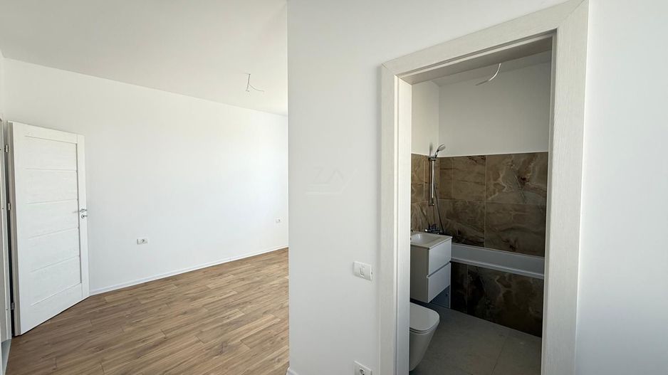 COMISION 0! Duplex finalizat - 5 camere, 3 bai. Panouri fotovoltaice. - Poză 8