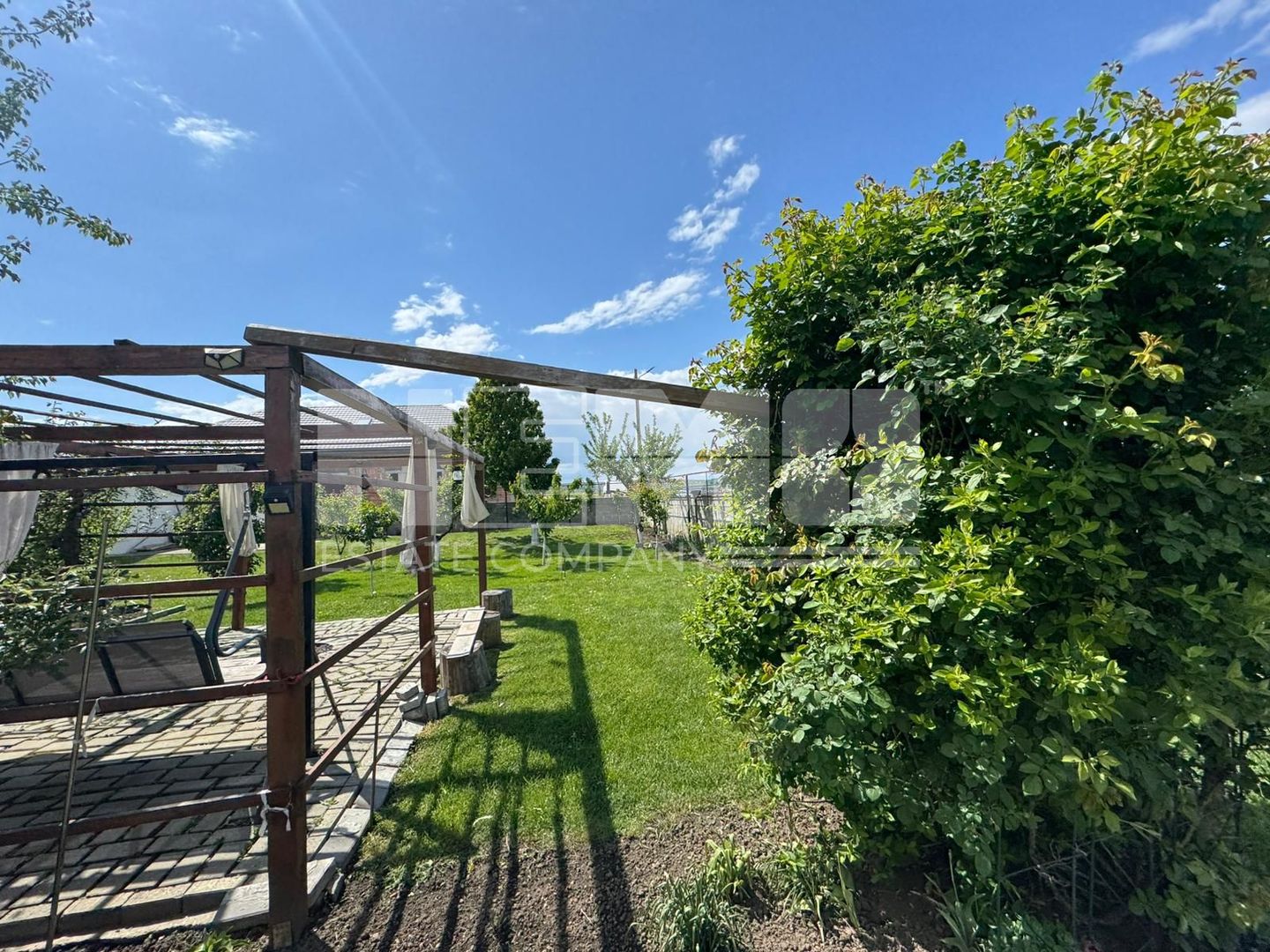 CASĂ DE VÂNZARE | LUNCUȘOARA, UDEȘTI, JUDEȚUL SUCEAVA | PREȚ: 350.000€ - Poză 7