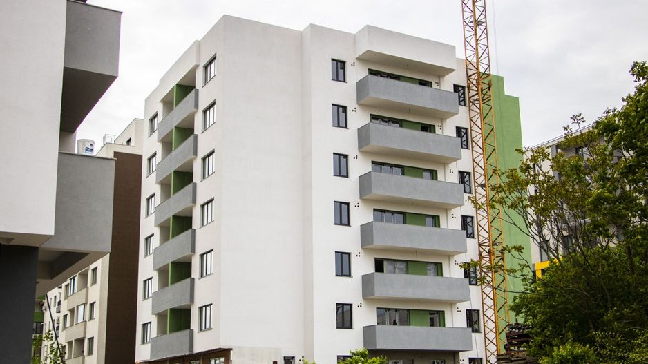 DRUMUL TABEREI, 2 CAMERE, pozitionat pe SUD, ETAJ 3/6, LIFT, FINISAT LA CHEIE, - Poză 1