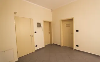 Birouri în vila - zona Balcescu - Poză 13