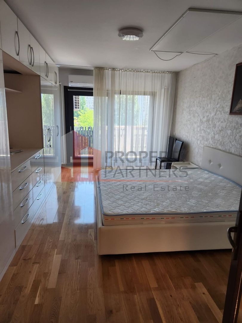 2 camere, 3 balcoane, special, Unirii - Poză 3