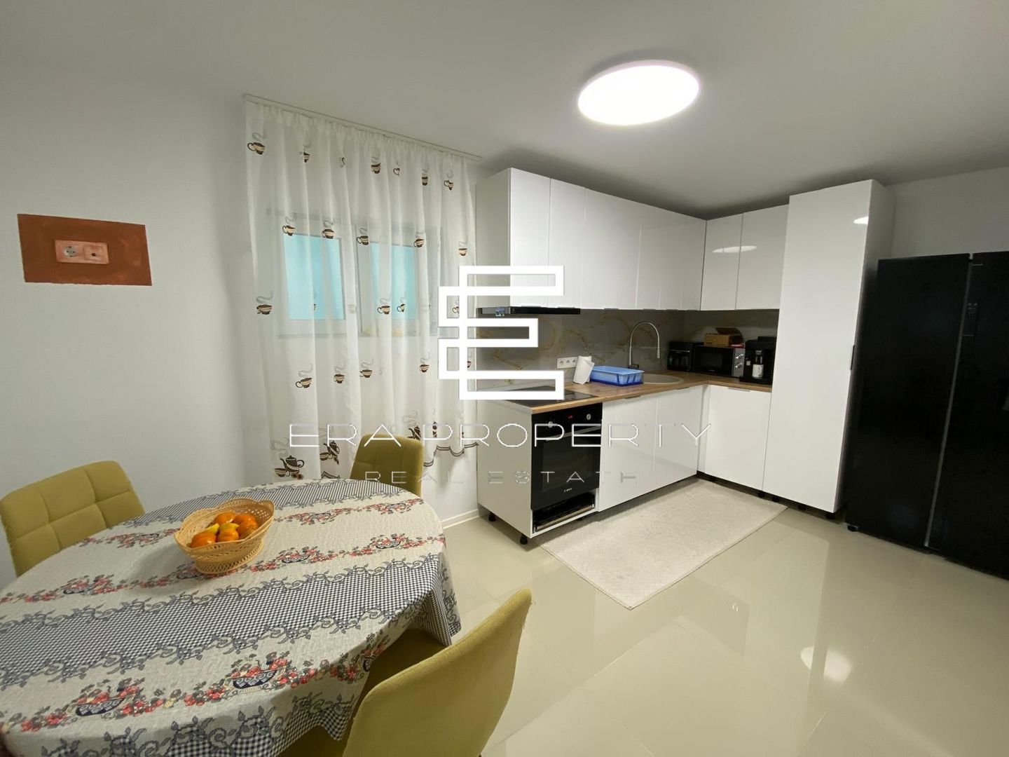 Casă individuală renovată -teren 209 mp- zona Terezian- Sibiu - Poză 1