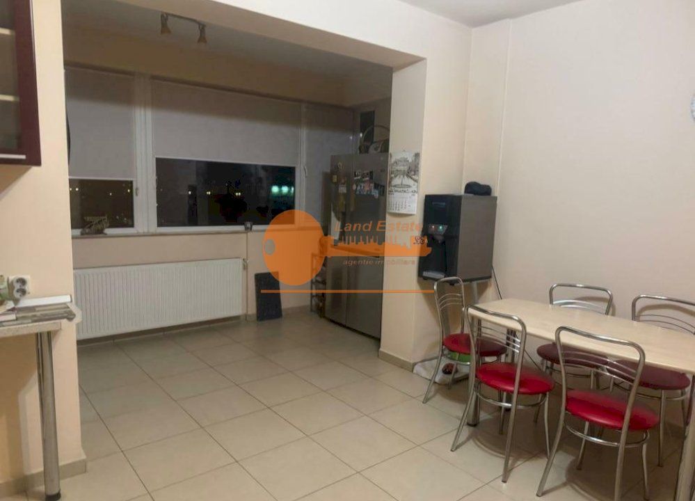 4 camere Panduri-Cotroceni (Loc parcare-Boxa) - Poză 5