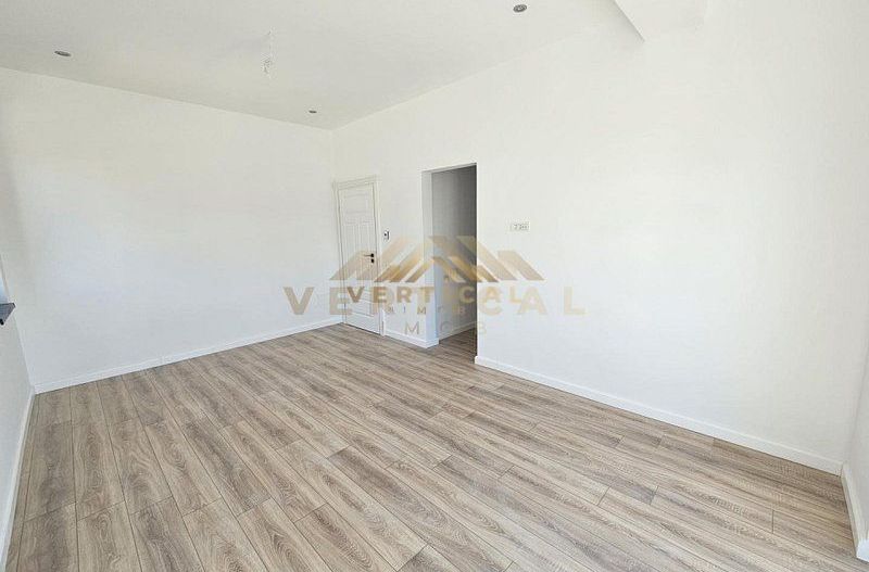 Vila deosebita in comuna Berceni - Poză 17