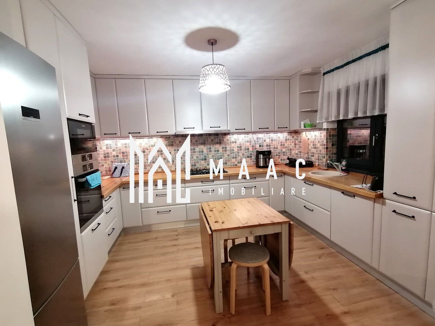 Casa individuala I 5 camere I 800 mp teren I Piata Cluj - Poză 2