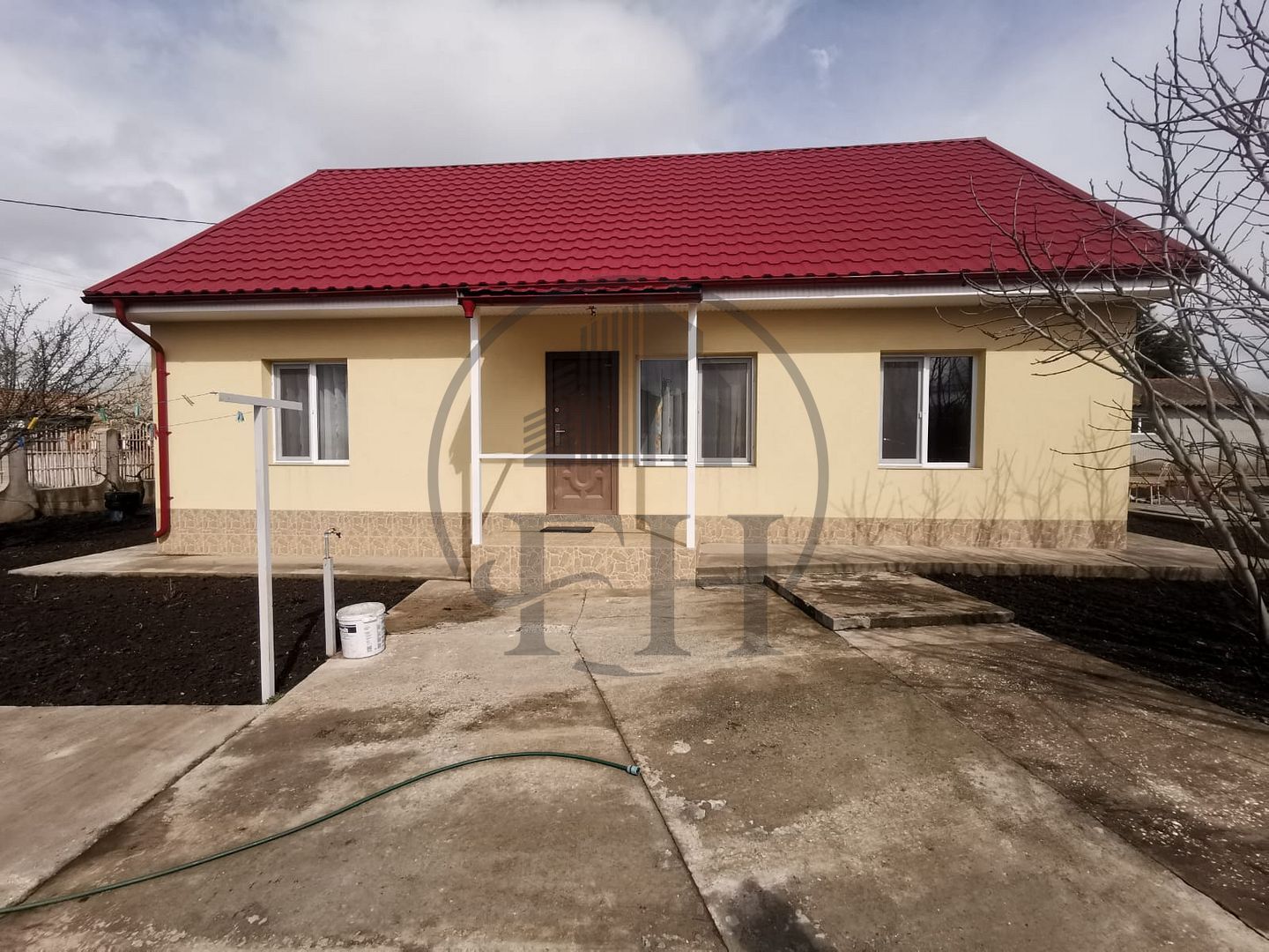 SOLD/ VANDUT Casa cu 6 camere in Valea Dacilor Constanta - Poză 2