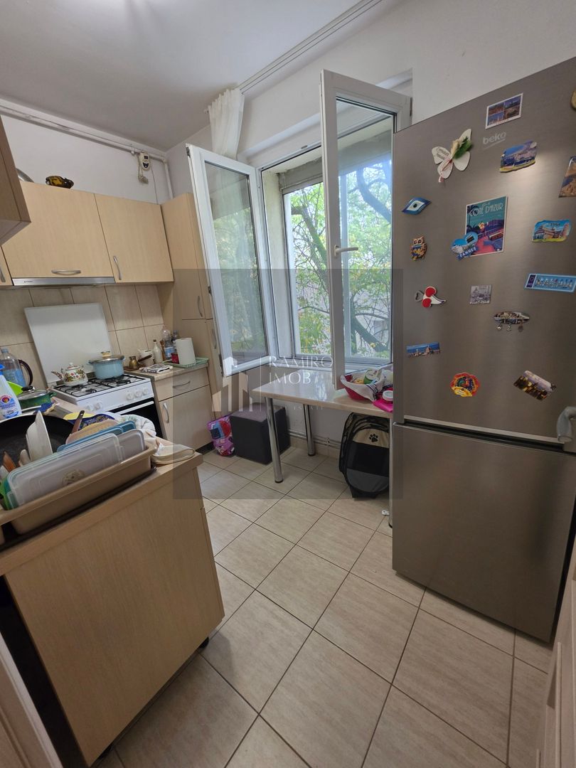 Floreasca 2 Camere Decomandat, Boxa, Centrala Proprie, Renovat - Poză 1