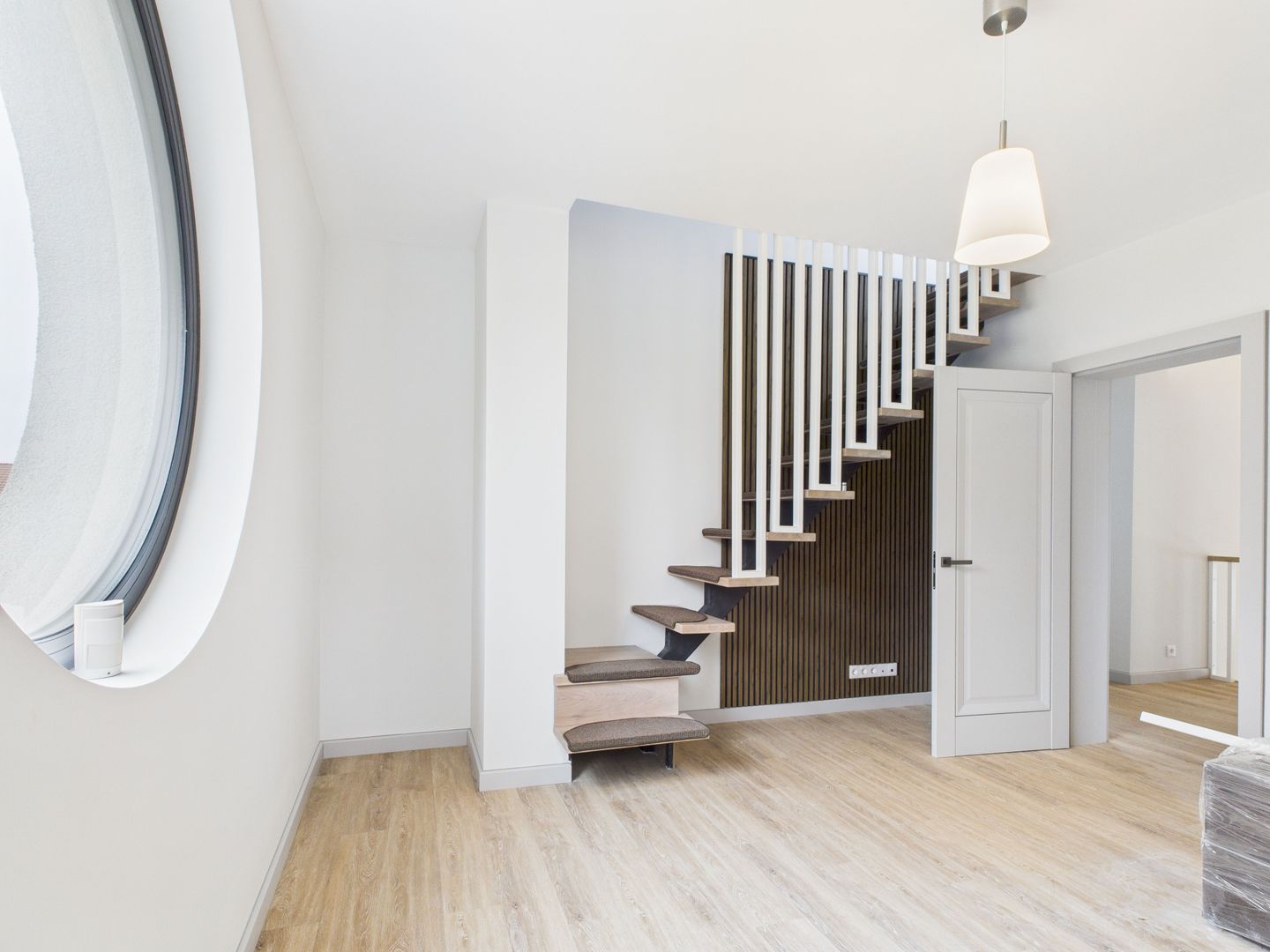 Vilă modernă 4 dormitoare Aviației – – aproape de Aeroportul Băneasa - Poză 12